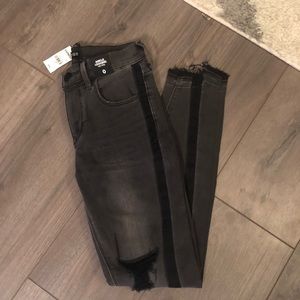 Distressed Ankle Jeans